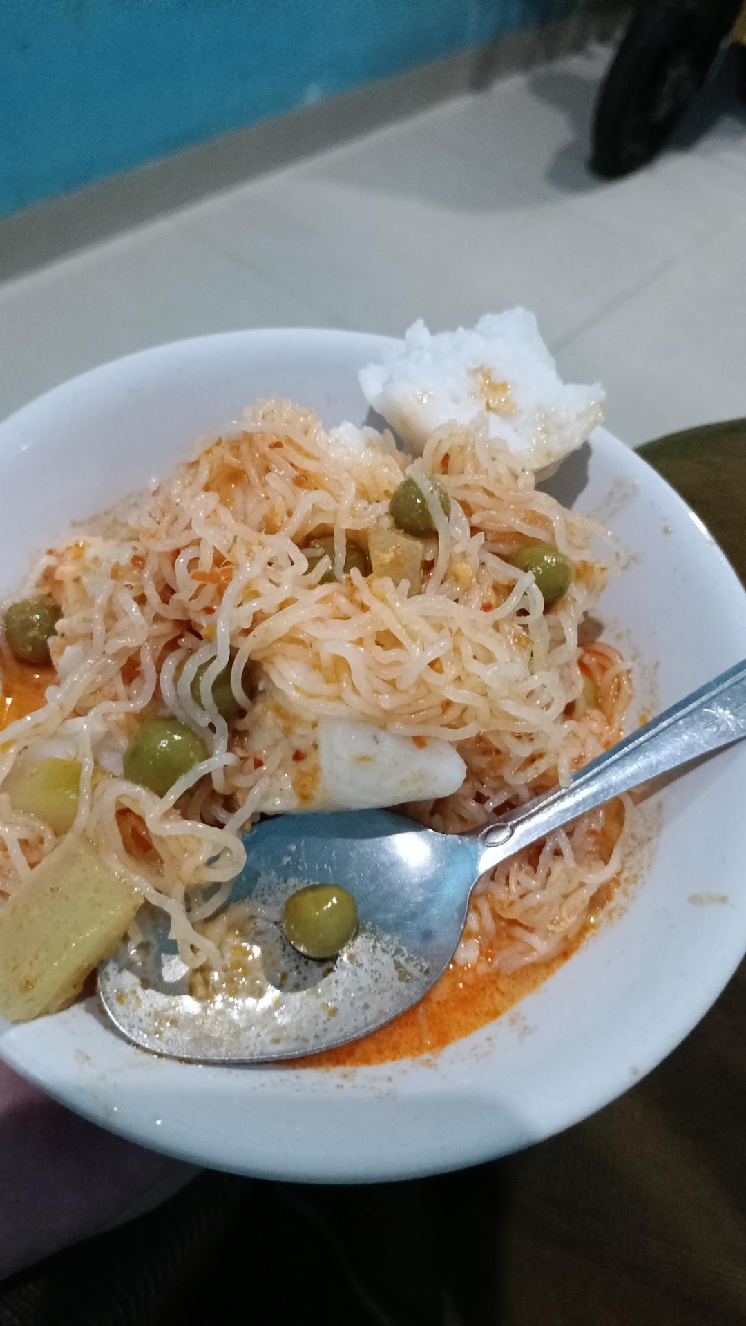 “So which of your Lord’s blessings will you deny? Let’s eat and be grateful for every blessing.” 🤍🍽️