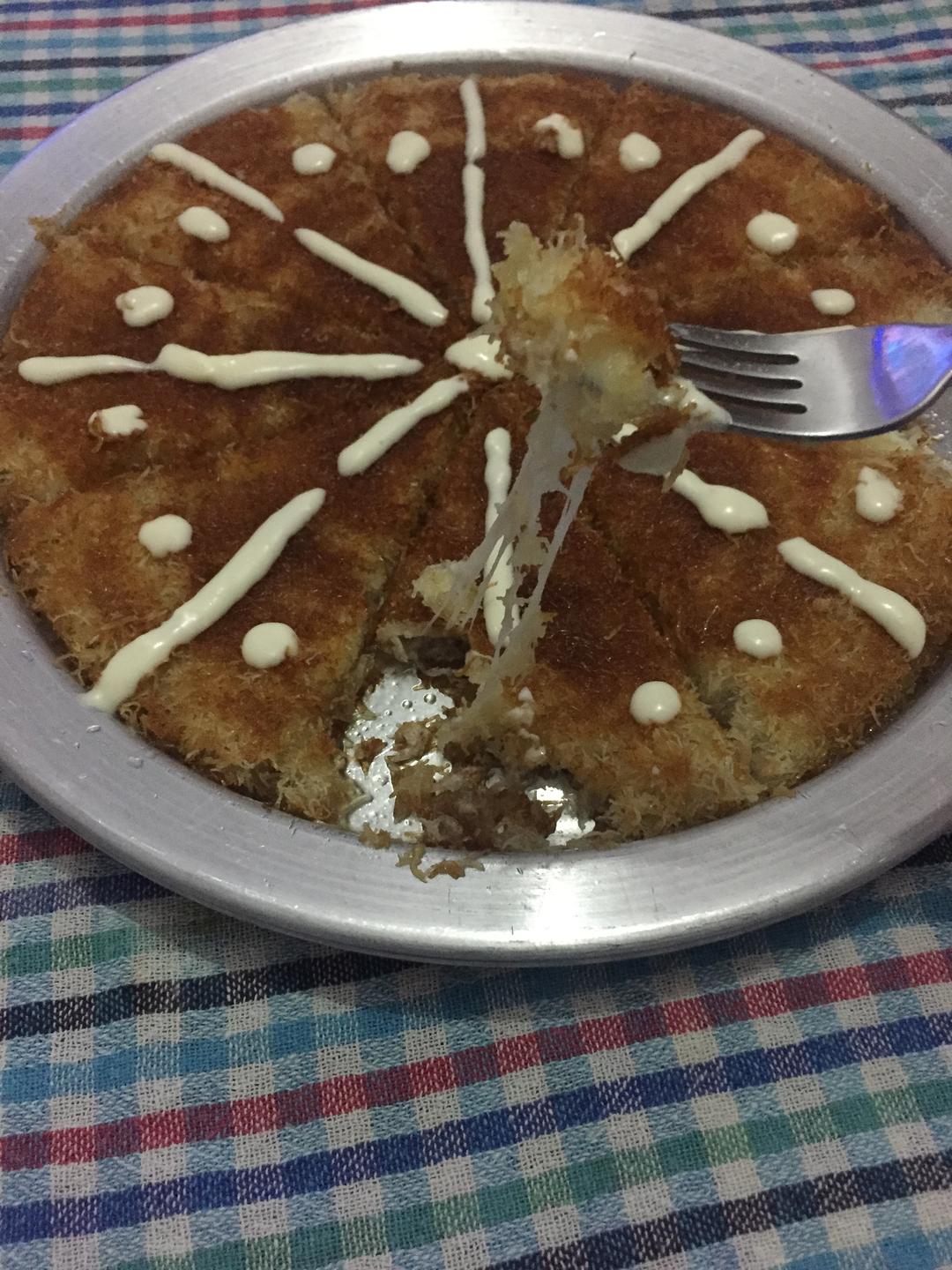 😎🔪Künefe dessert with clotted cream and cheese 🔪😎 (2 of 3)