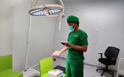 kalibrasi examination Lamp mobile IGD RS UII