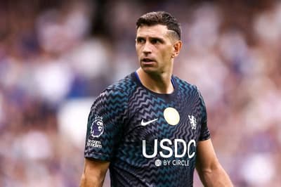 📊 Emiliano Martínez made 8 SAVES against Arsenal, with 8 recoveries too. 🧤