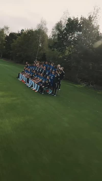 Squad photo time! 📸