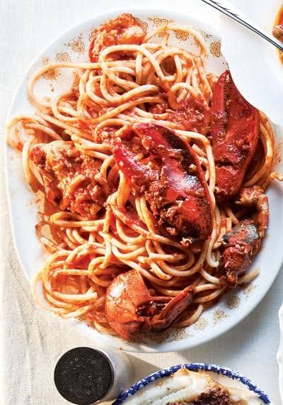 who love lobster fra diavolo