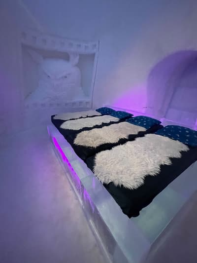 how cool is that in the hot summer, an Ice Hotel in Kirkenes Norway, far north almost at the North Cape. you can overnight at zero degrees (but sure only one night). its all built by craftmanship and is open all year long